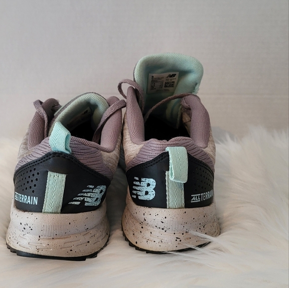 New Balance Tan and Teal Sneakers - Picture 5 of 10